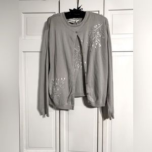 large, gray blouse, long sleeve, soft